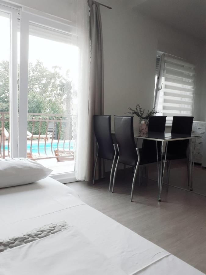 Villa Roso Kastela Luaran gambar